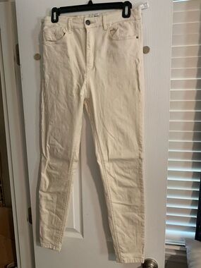 stradivarius Off-White Skinny Jeans